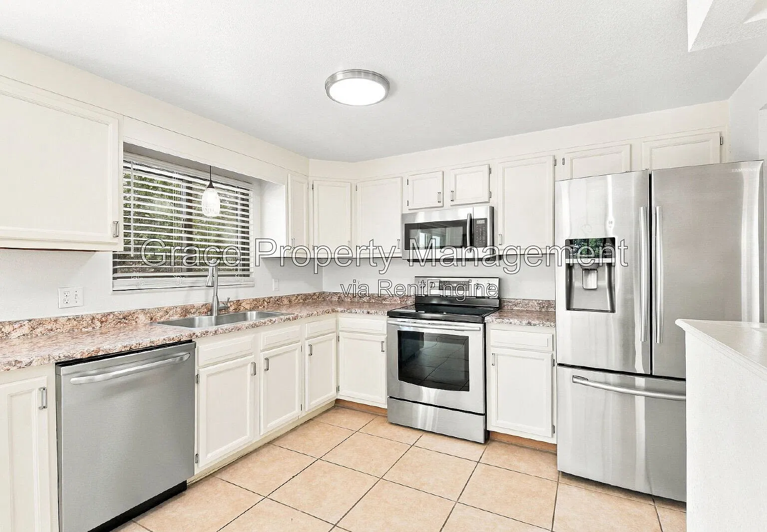 4 bed, 2.0 bath, 1779 sqft, $3,000 — Photo 4