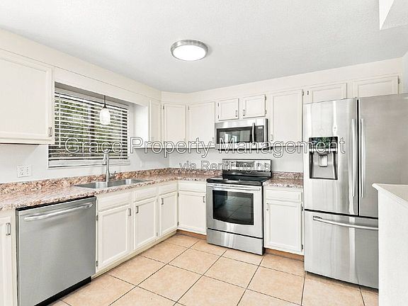4th image of 10584 Paley St