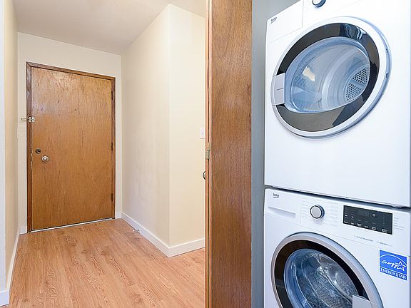 3rd image of 2349 10th Ave E APT 203