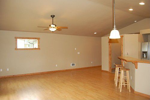 5th image of 1940 E Timberlake Dr
