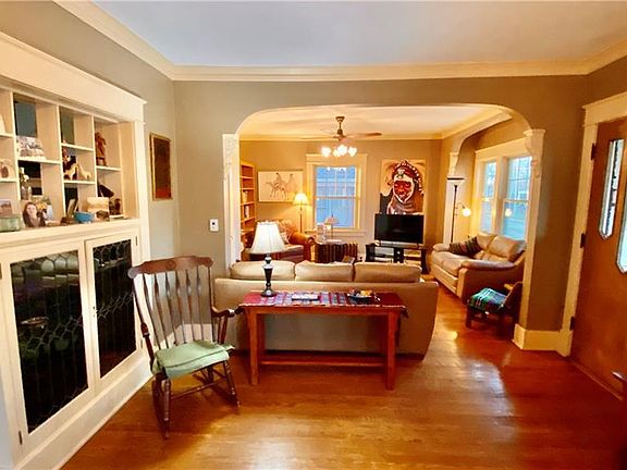 3rd image of 636 Lincoln Ave
