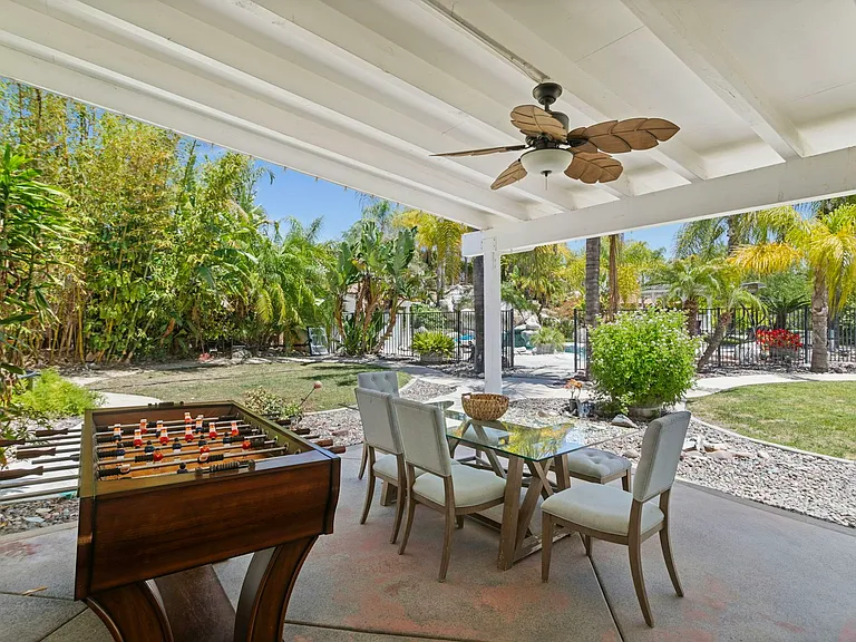31500 Britton Cir — Photo 10
