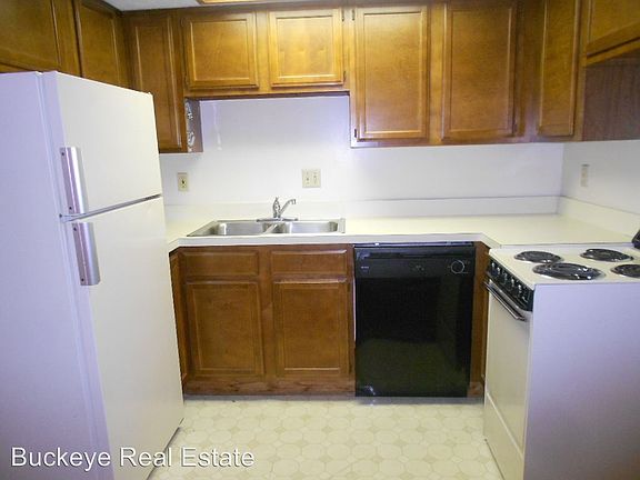 2nd image of 113 E 11th Ave APT D