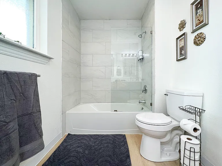 9241 Markanne Dr — Photo 48