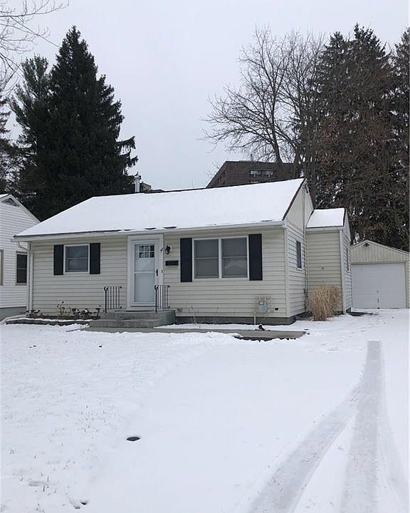 1st image of 38 Pearl St