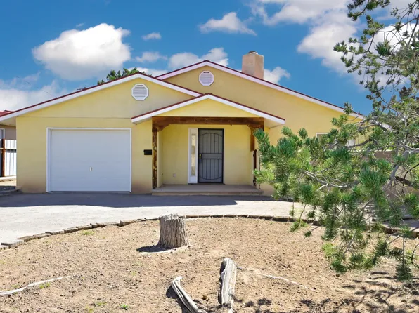 4806 La Cienega St NW, Albuquerque, NM 87107