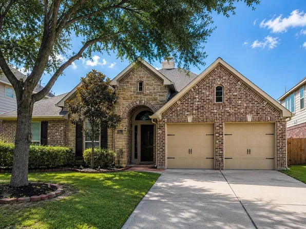 13612 Durango Pass Dr, Pearland, TX 77584