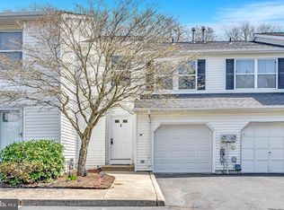 19 Vincent Ct, Little Egg Harbor, NJ 08087