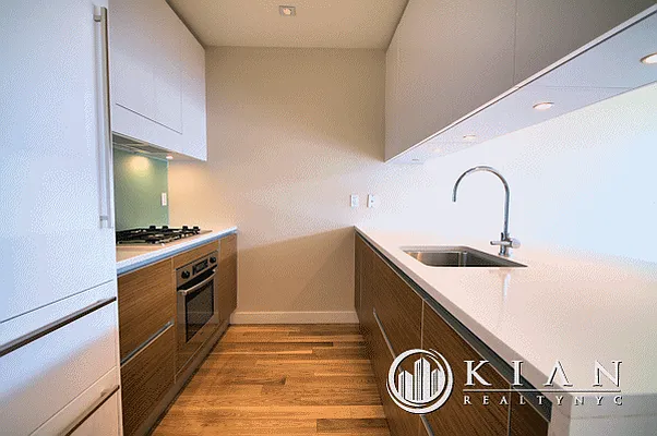 Sold by Kian Realty | media 14