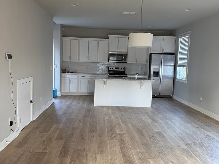 758 Cottage Park Dr — Photo 67
