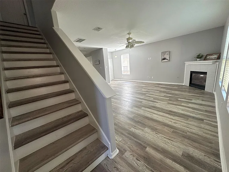 12311 Granite Woods Ct — Photo 24