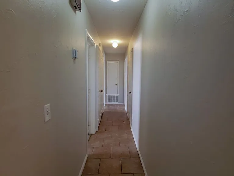 32 Cheyenne Dr — Photo 11