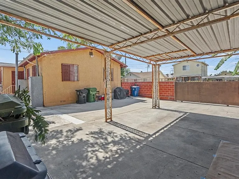 3825 Cimarron St — Photo 24