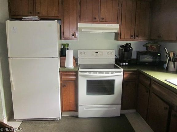 3rd image of 4025 Traymore Dr