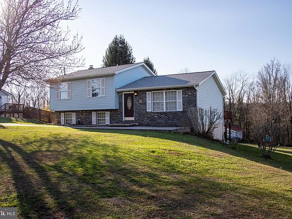 5th image of 387 W Ridge Loop Rd