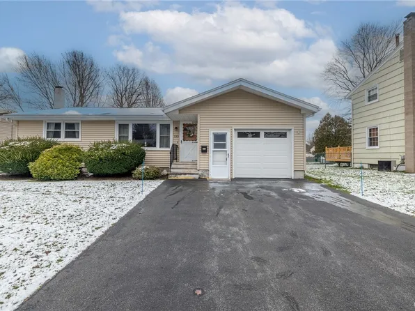 133 Lynhurst Ave, North Syracuse, NY 13212