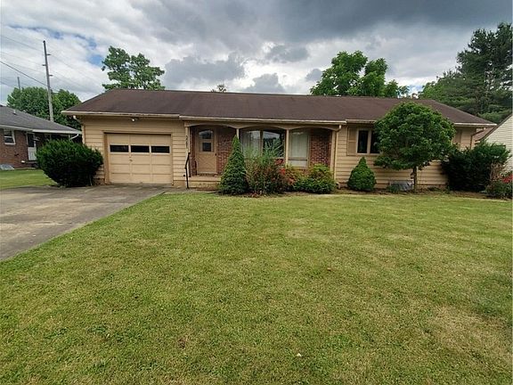 2nd image of 2413 Eastmoor Dr