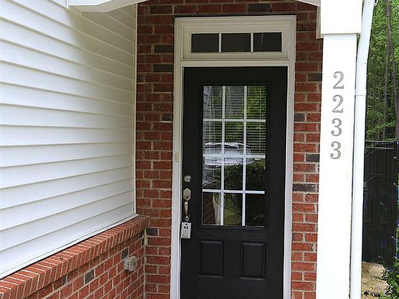 2nd image of 2233 Tanners Mill Dr