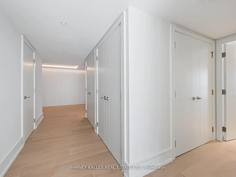 1166 Bay St #1703 — Photo 15