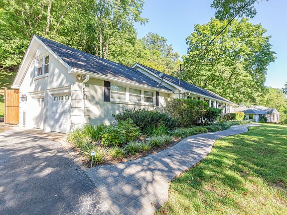 2nd image of 6694 Clearbrook Dr