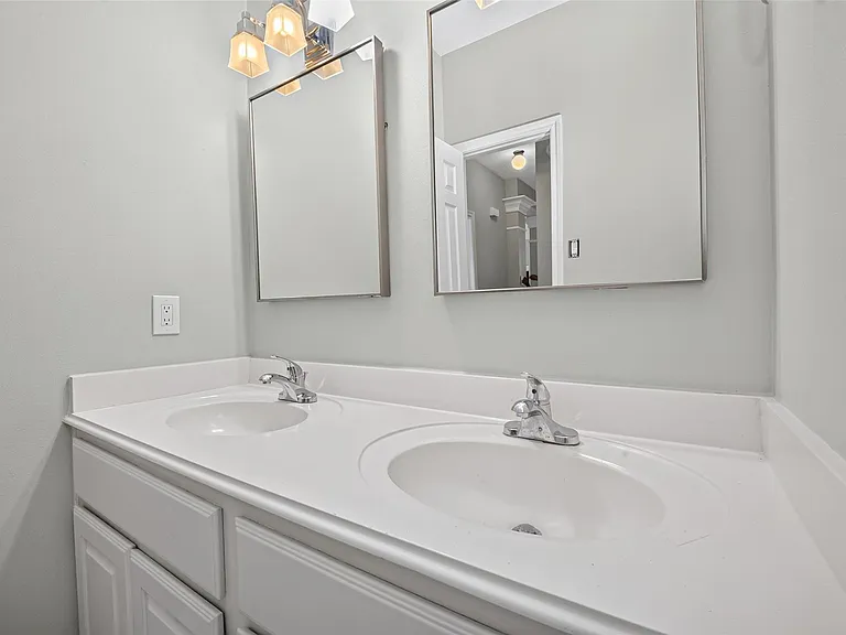 1430 Mabry Mill Rd — Photo 30