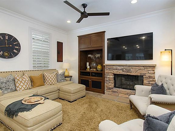 2nd image of 8453 Kern Cres