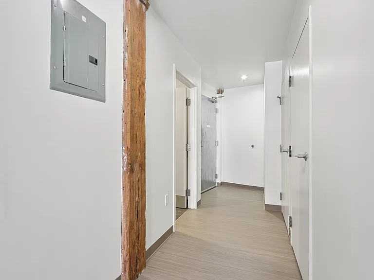 381 Congress Lofts — Photo 22