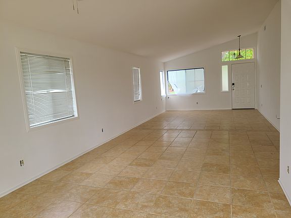 3rd image of 4851 Seascape Dr