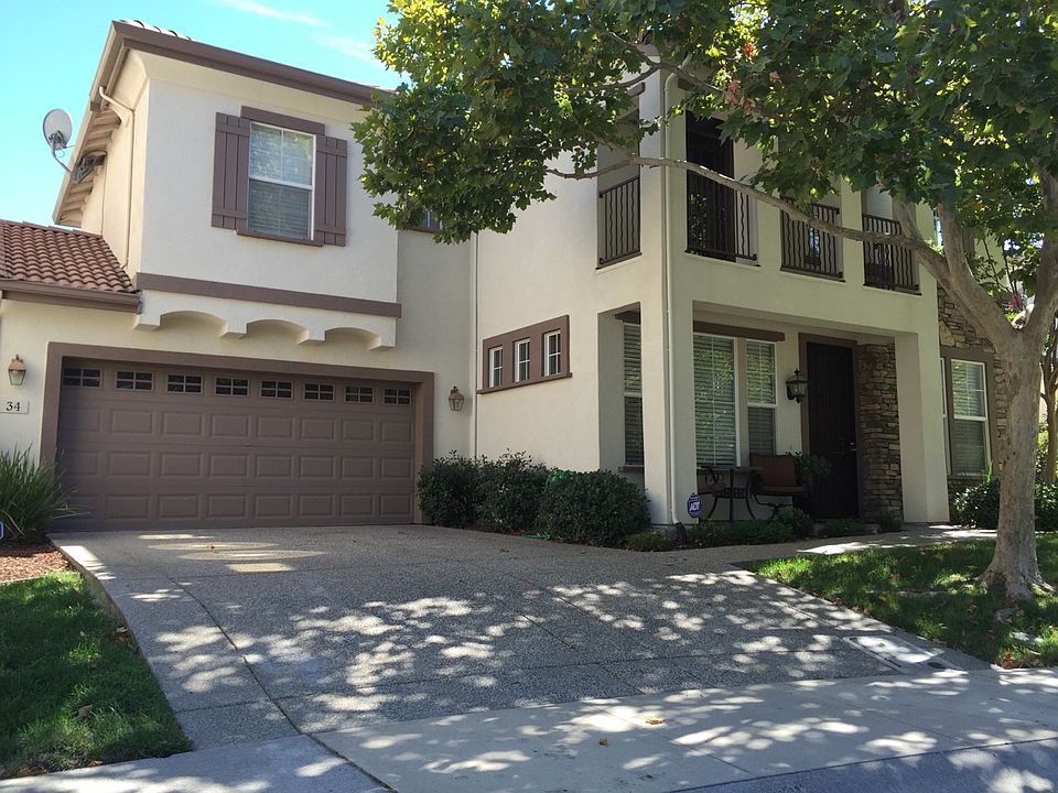 1st image of 34 Michelson Ct
