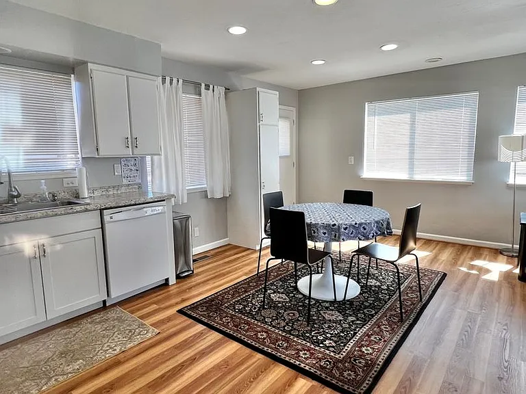 561 Claremont St #B — Photo 9
