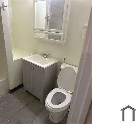 2 bed, $2,000 — Photo 2