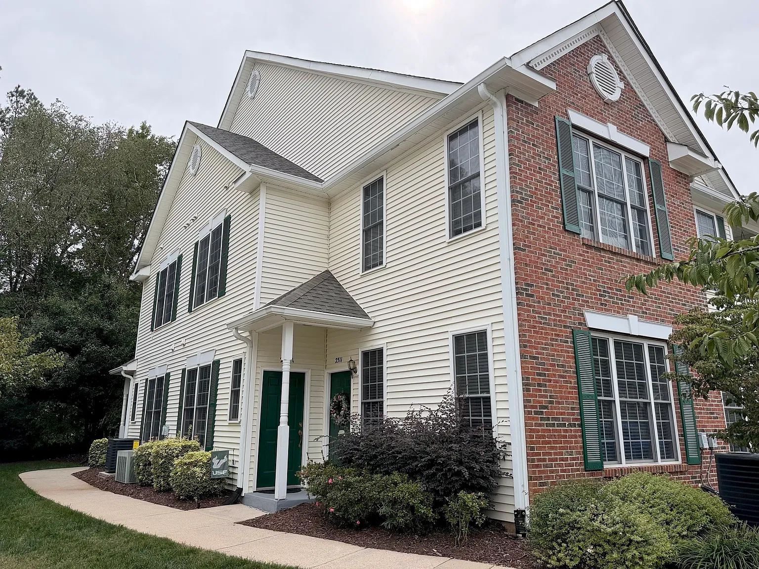 2 bed, 1142 sqft, $1,590 — Photo 1