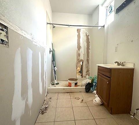 4th image of 1211 Avenue K