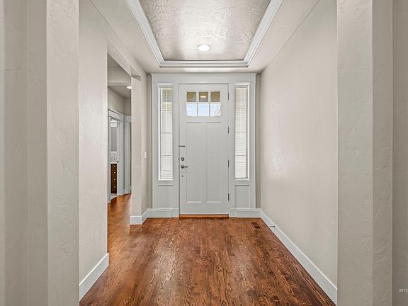 2nd image of 5267 N Mitchum Ave