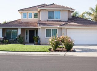 2633 Burlingame Ave, Clovis, CA