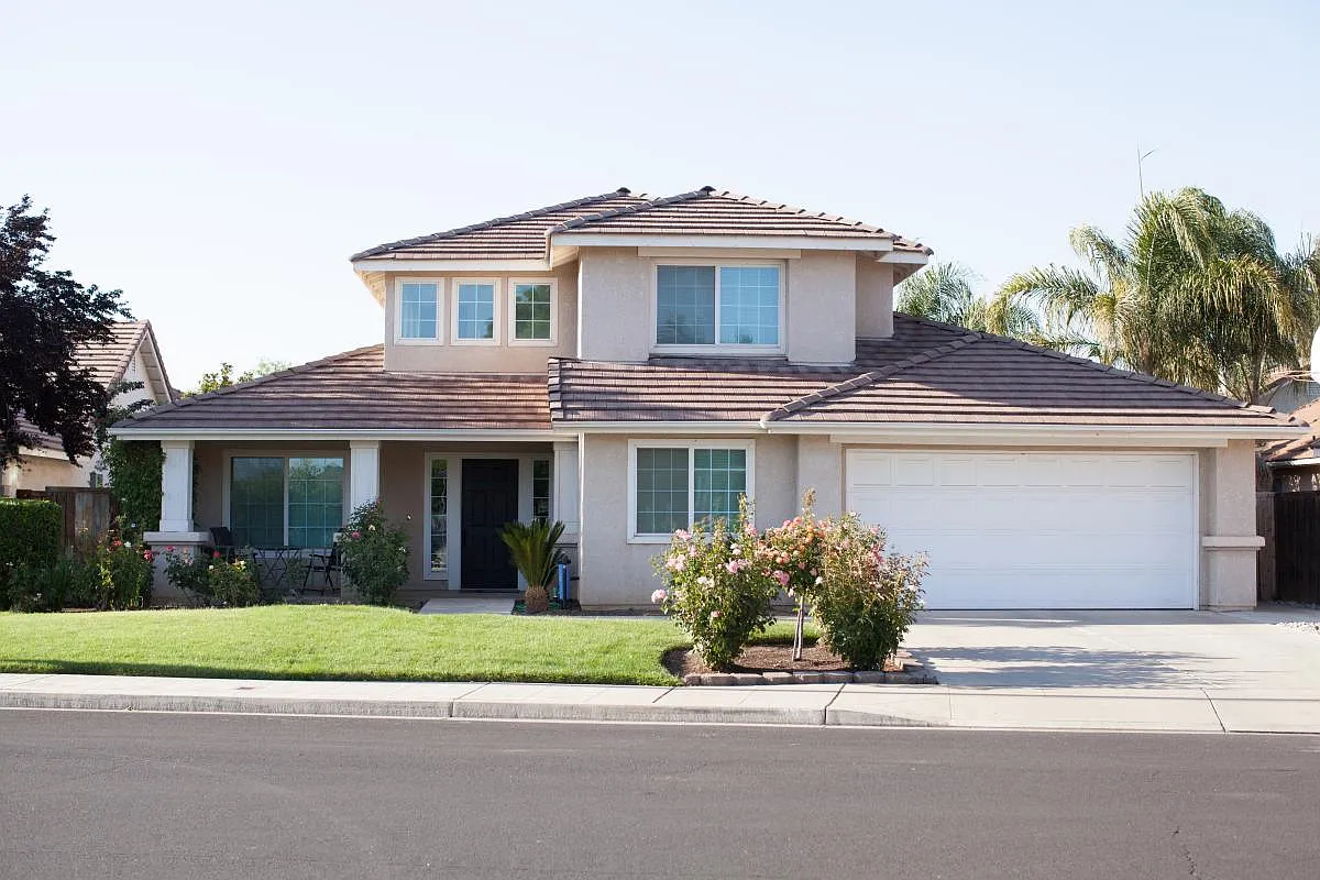 2633 Burlingame Ave photo 1