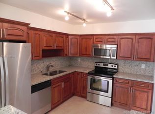 8120 NW 12th St, Hollywood, FL 33024