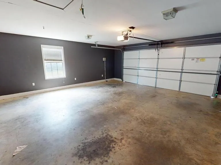 109 Mohegan Dr — Photo 27