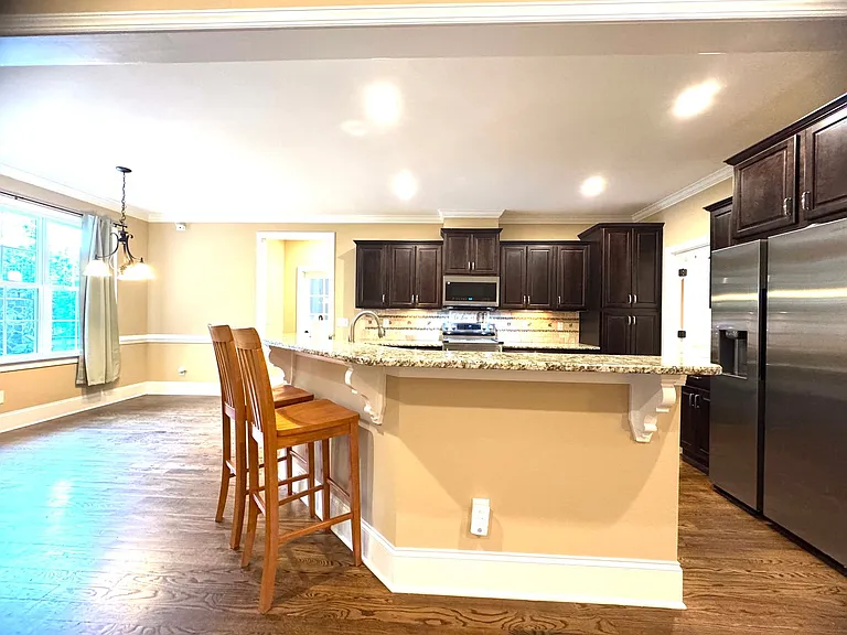 3658 Pleasants Ridge Dr — Photo 8