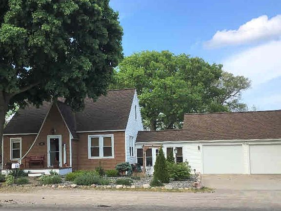 3rd image of 118 Ausable State Rd