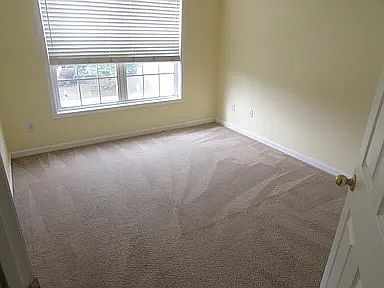 3rd image of 743 Clairidge Oak Ct