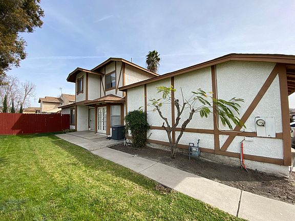 2nd image of 4544 Brookview Ct
