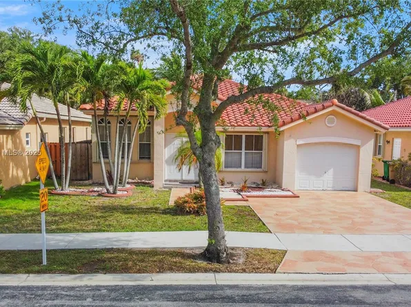 14261 N Royal Cove Cir, Davie, FL 33325