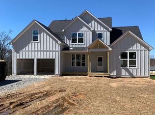 5515 Burruss Mill Rd, Cumming, GA 30041