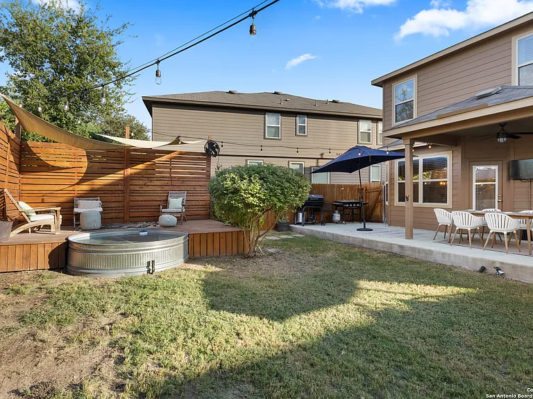 7110 Fort Bnd — Photo 19
