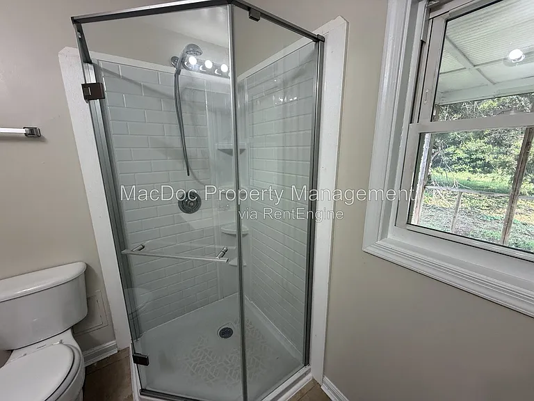 209 Hamilton St #A — Photo 12
