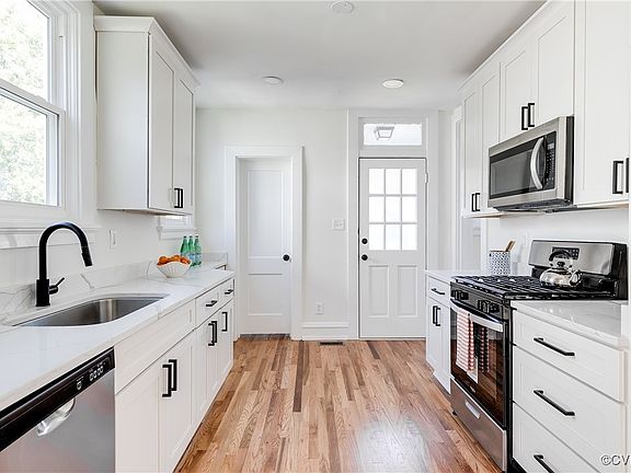 4th image of 1802 Elmsmere Ave