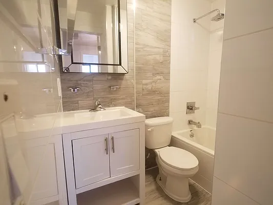 Rented by Compass | media 33