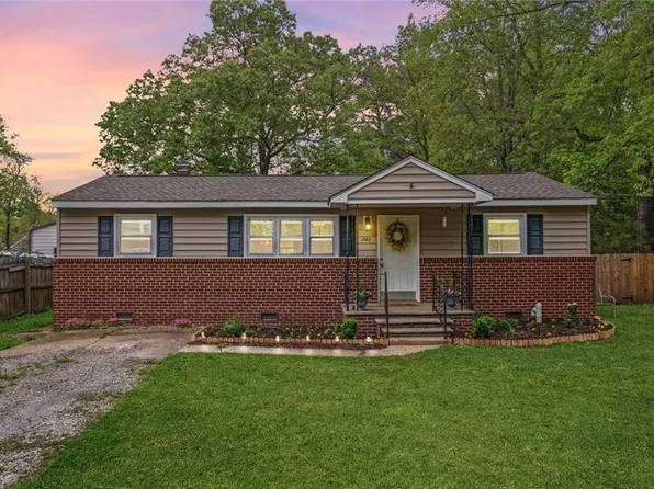 203 Old Seaford Rd, Seaford, VA 23696