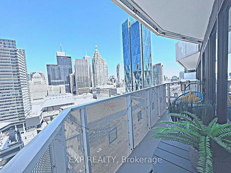 88 Harbour St #2302 — Photo 14